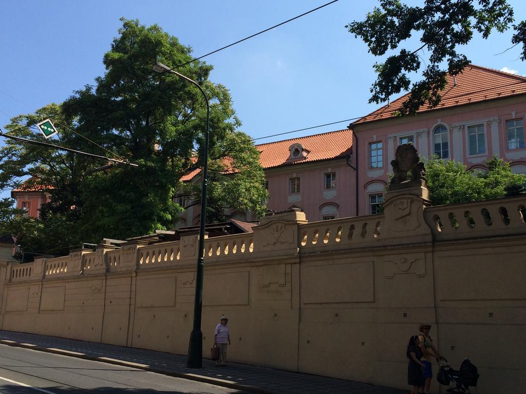 Charles Square Hostel Prague Ngoại thất bức ảnh
