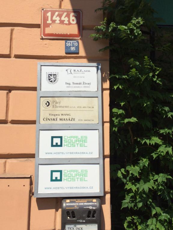 Charles Square Hostel Prague Ngoại thất bức ảnh