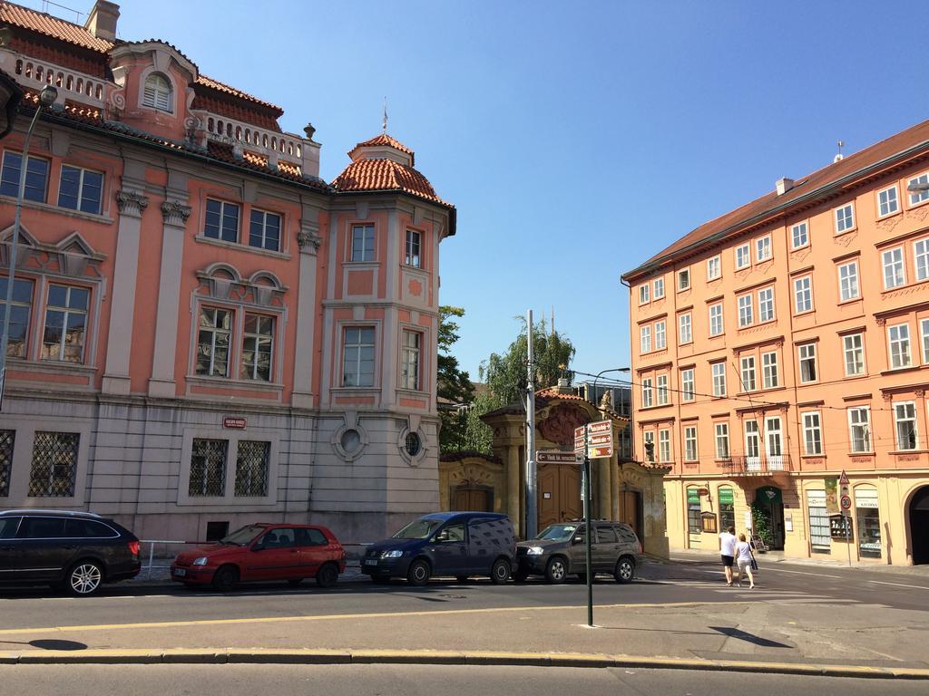 Charles Square Hostel Prague Ngoại thất bức ảnh