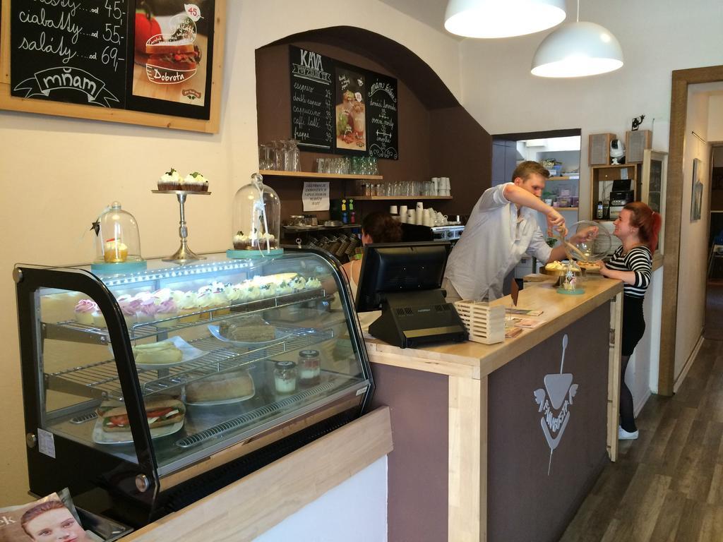 Charles Square Hostel Prague Ngoại thất bức ảnh