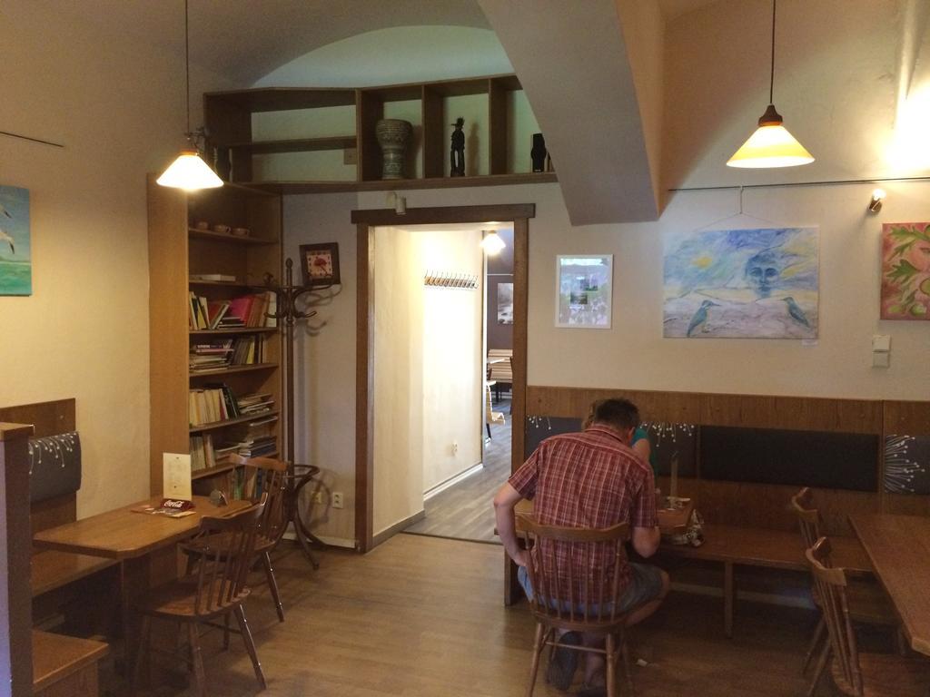 Charles Square Hostel Prague Ngoại thất bức ảnh