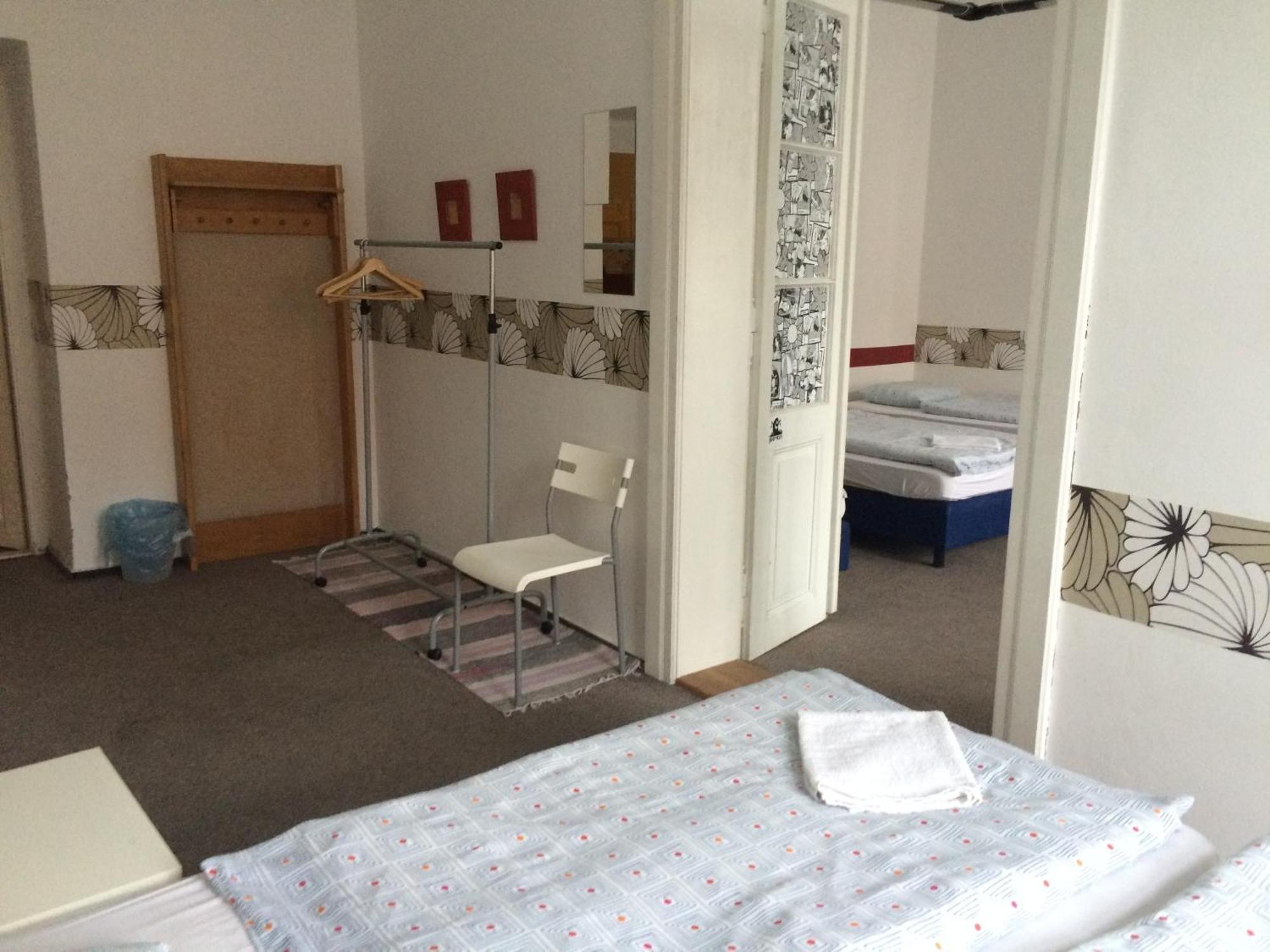 Charles Square Hostel Prague Phòng bức ảnh